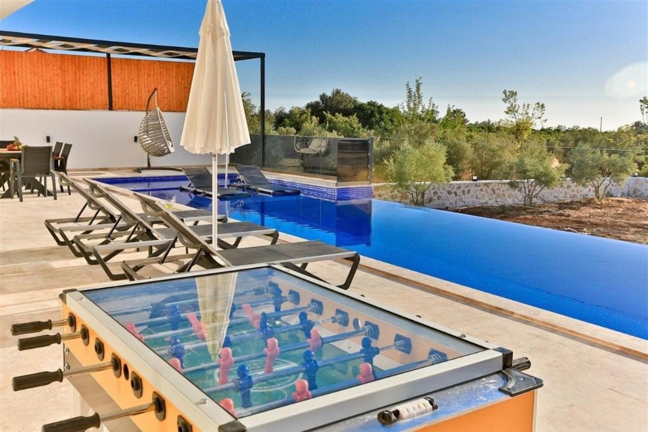 Villa Lycian-Kalkan 3 Bedroom-2 Jakuzzies-Sauna-Turkish Hamam-Huge Private Pool And Lovely Garden Kaş Kültér fotó